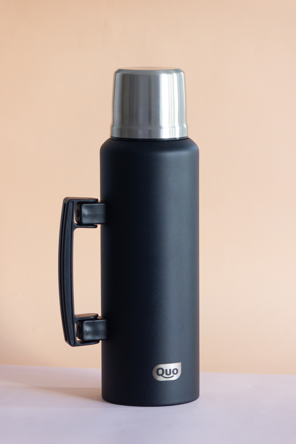 TERMO CAMPING 1.5L CON MANIJA