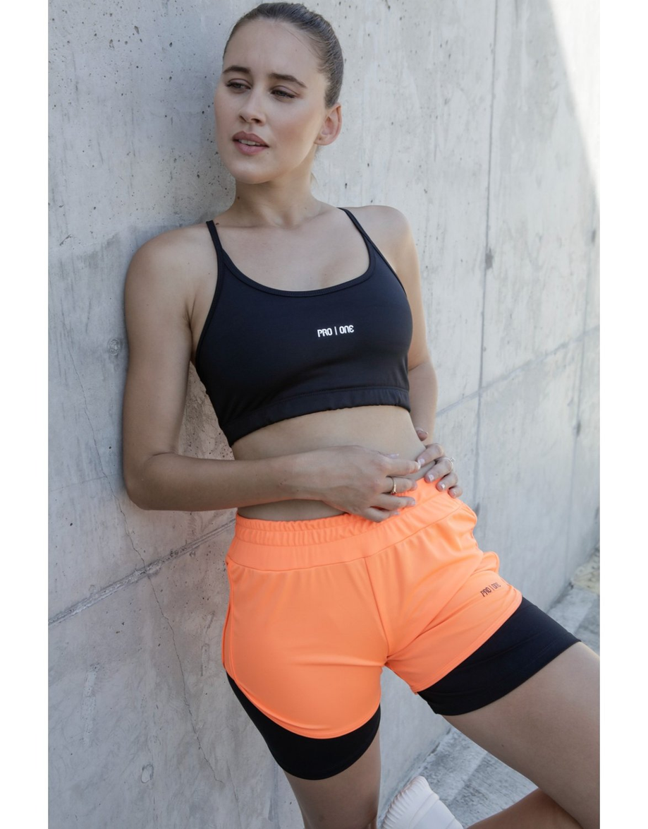 SHORT CON CALZA