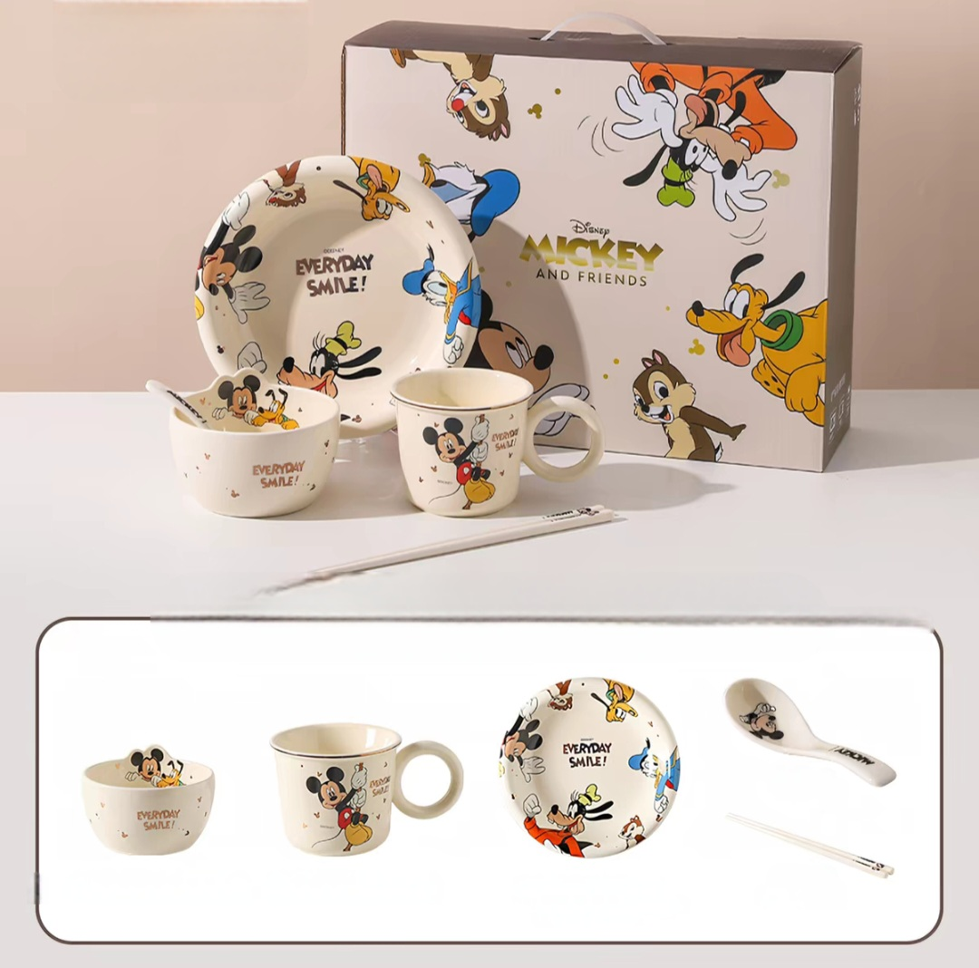 AA1974 SET PARA UNA PERSONA RATON CON SUS AMIGOS 3