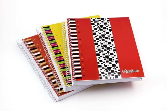 Cuaderno con índice con espiral x 96 hojas rayado