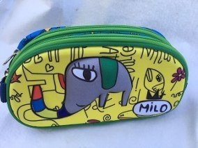 Cartuchera Milo Lockett Goma Eva Relieve Doble Cierre