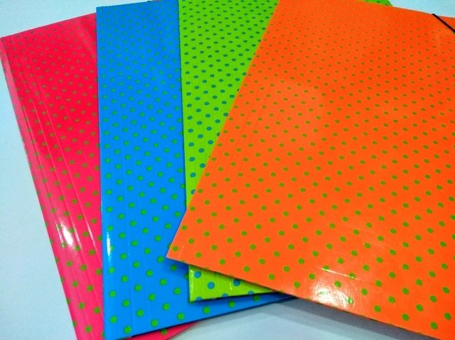 Carpeta Carton 3 Solapas Doble Oficio   Lunares